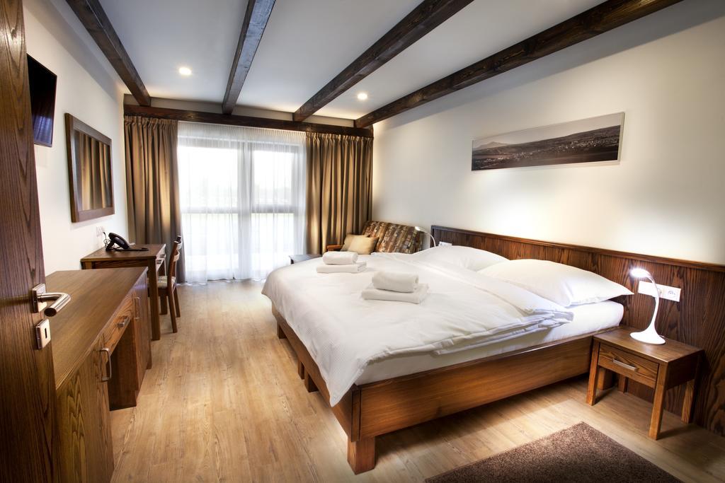Hotel Kravi Hora Bořetice Eksteriør bilde