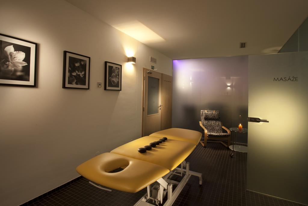 Hotel Kravi Hora Bořetice Eksteriør bilde