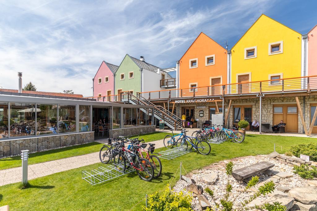 Hotel Kravi Hora Bořetice Eksteriør bilde